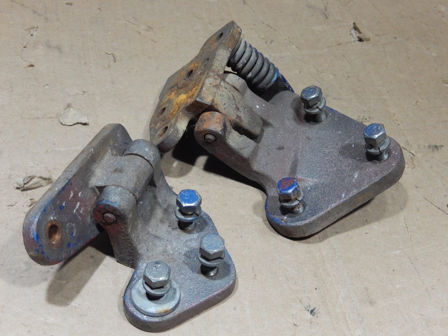 Datsun 240Z Pair of Passengers Side Door Hinges