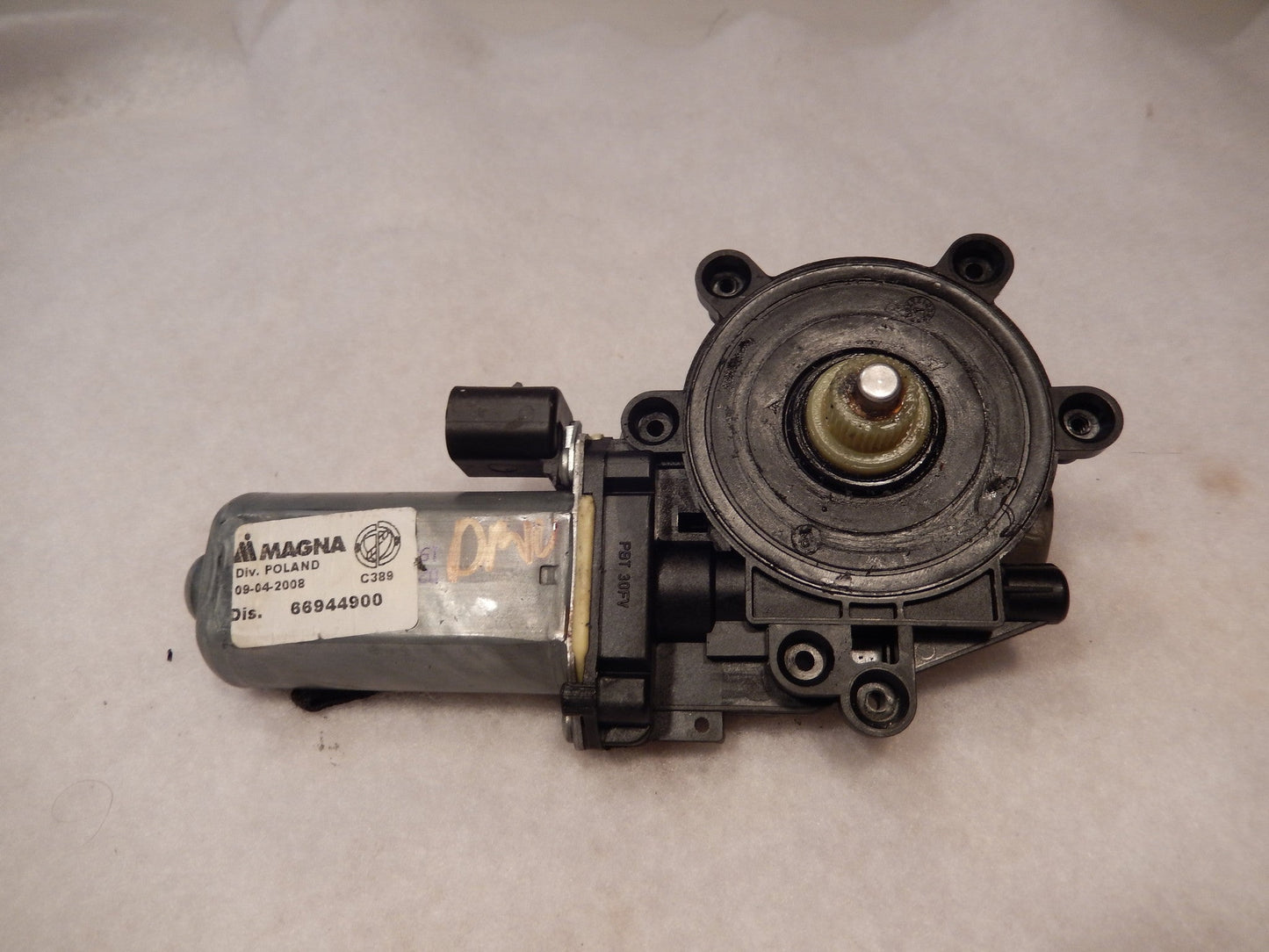 Maserati Quattroporte M-139  04 - 2014 Front Driver Side Window Motor