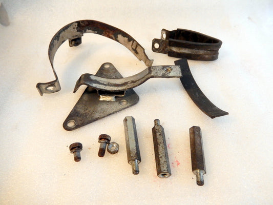 Maserati Quattroporte Transmission Pump Mounting Bracket Assembly