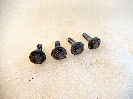 Maserati Quattroporte Cooling Fan Mounting Bolts