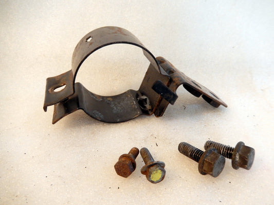 Maserati Quattroporte AC Dryer Bottle Mounting Bracket and Clamp