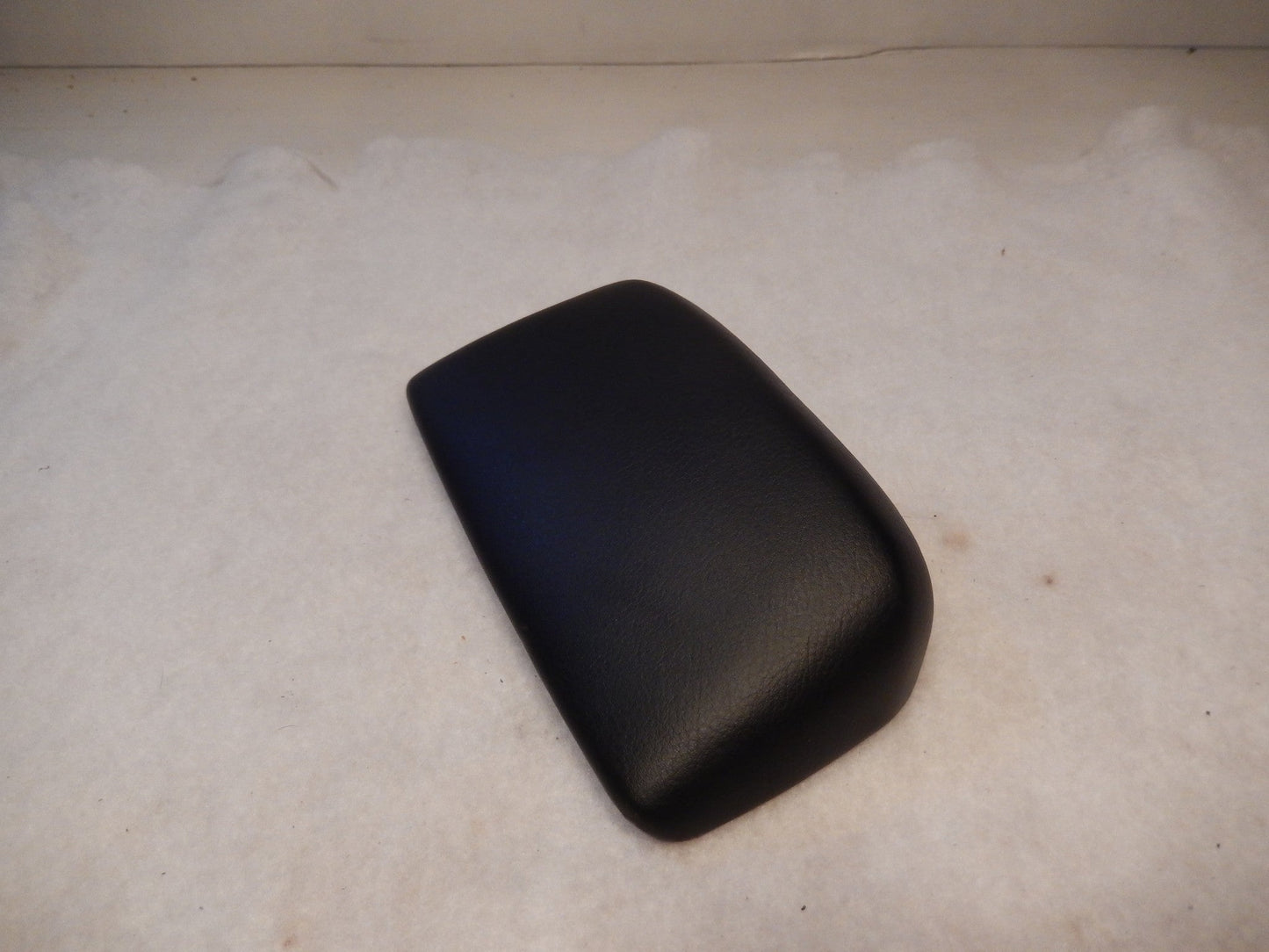 Maserati M-139 2004 - 2012 Console Black Leather Cover