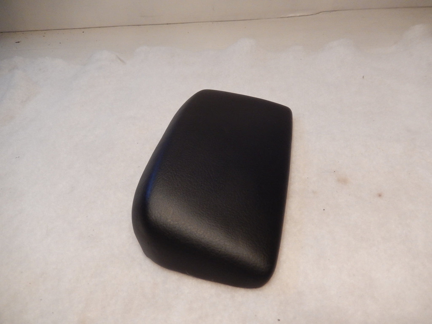 Maserati M-139 2004 - 2012 Console Black Leather Cover