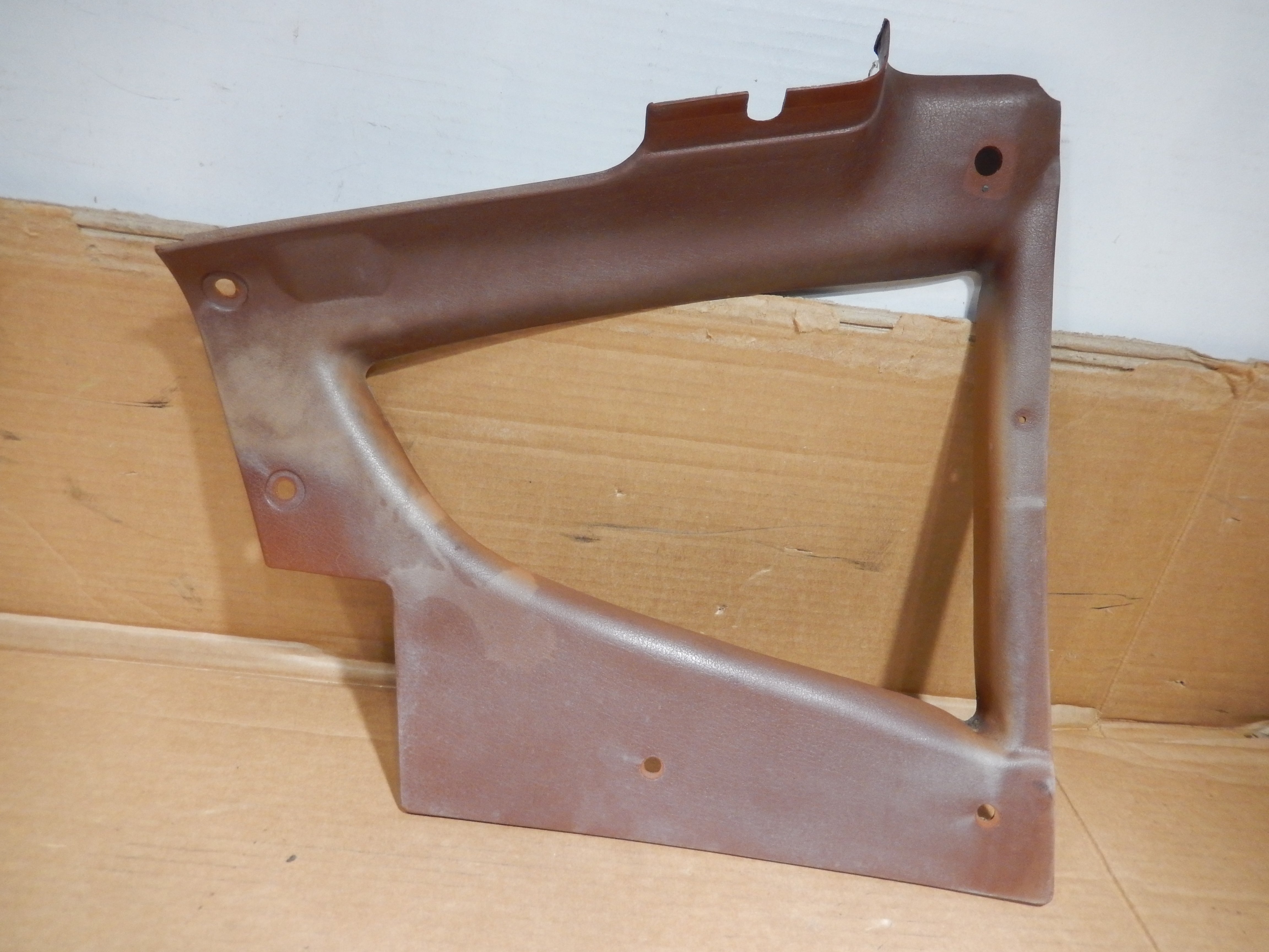 Datsun 280Z Left Rear Interior Side Quarter Window Panel – Joeyz Datsun