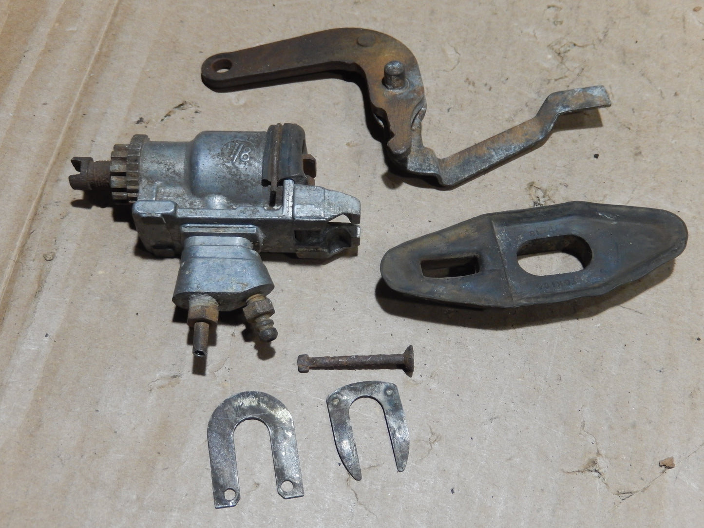 Datsun 240Z Rear Driver Side Brake Cylinder