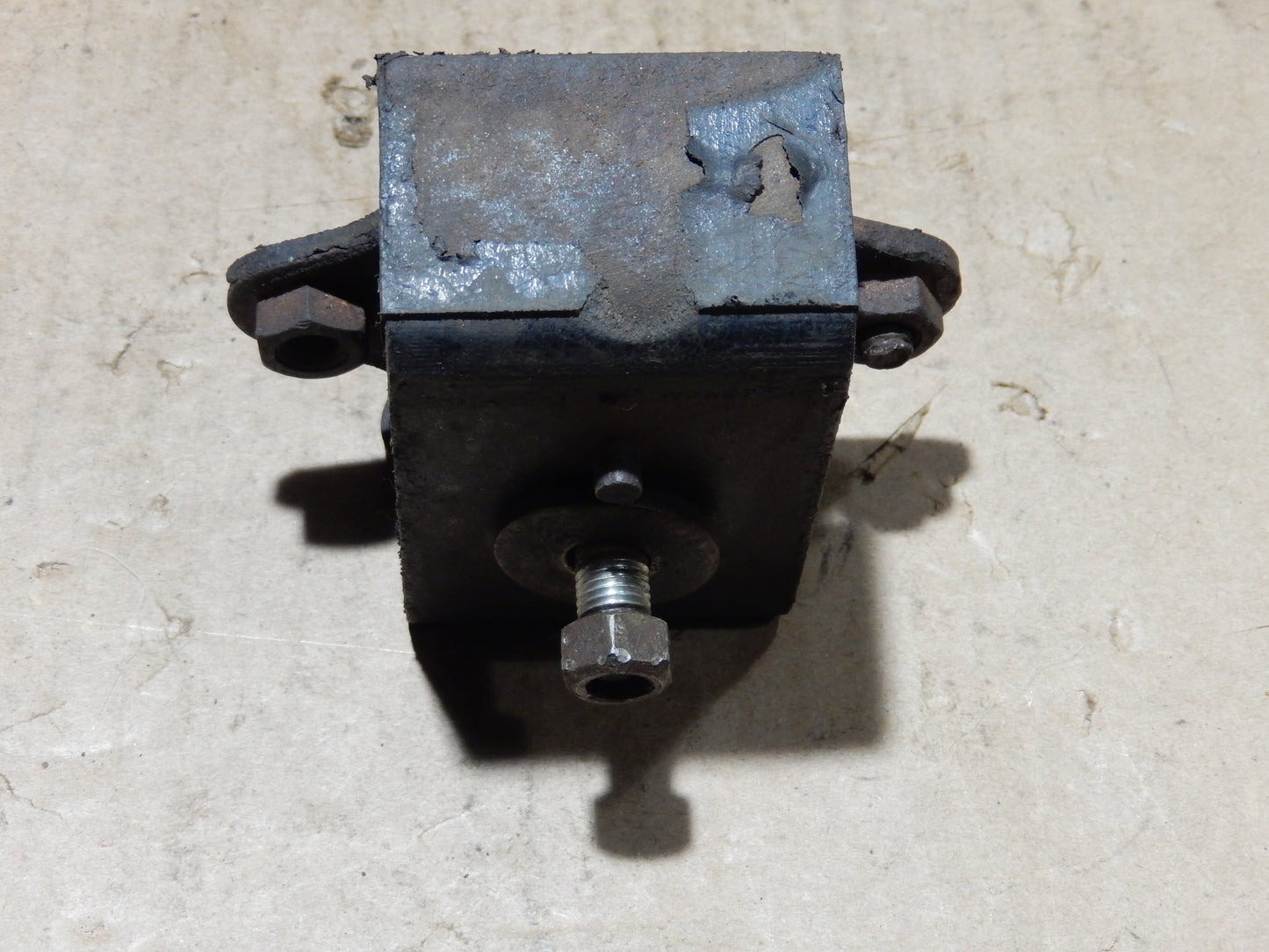 Datsun 280ZX Engine Mount Bracket