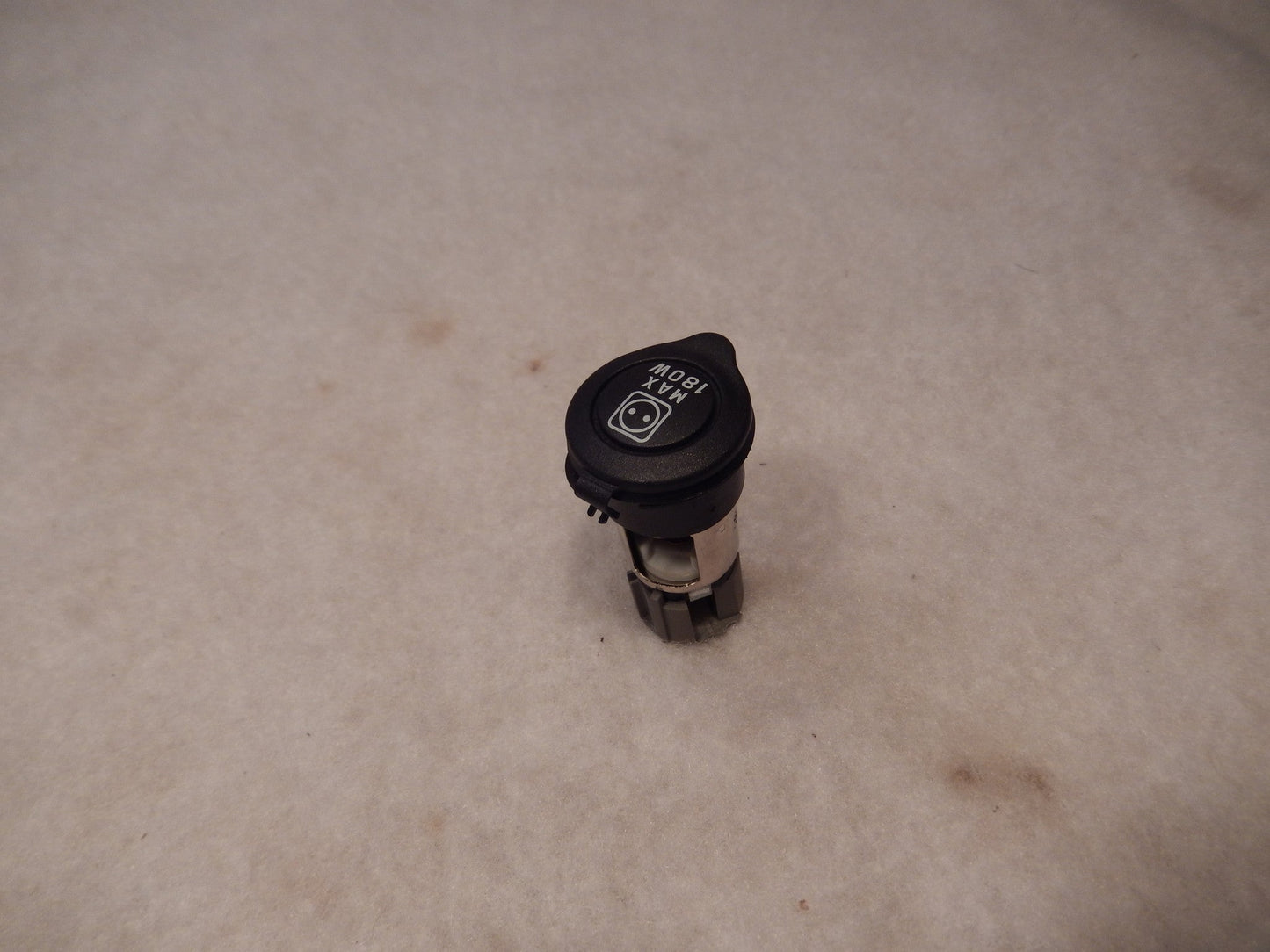 Maserati Quattroporte M-139 Interior Power Outlet