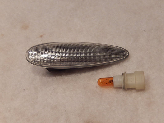 Maserati Front Side Marker Lens and Body Assembly