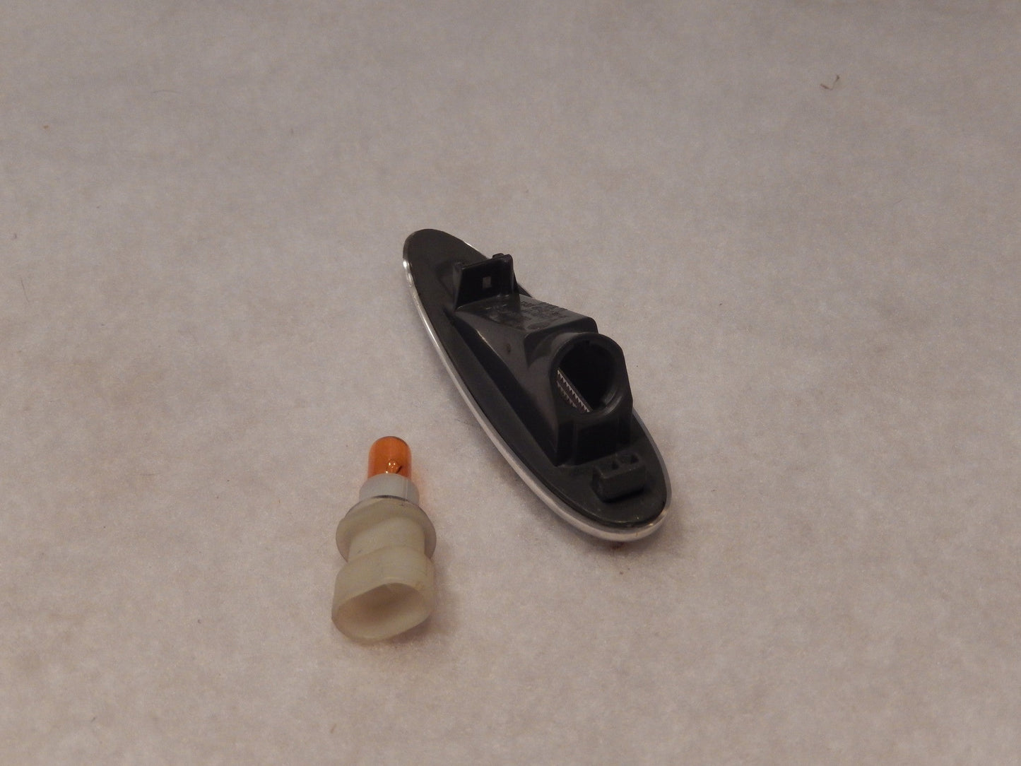 Maserati Front Side Marker Lens and Body Assembly