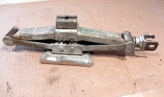 Datsun 240Z Lift Jack