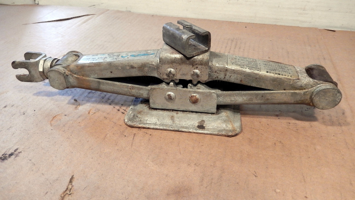 Datsun 240Z Lift Jack