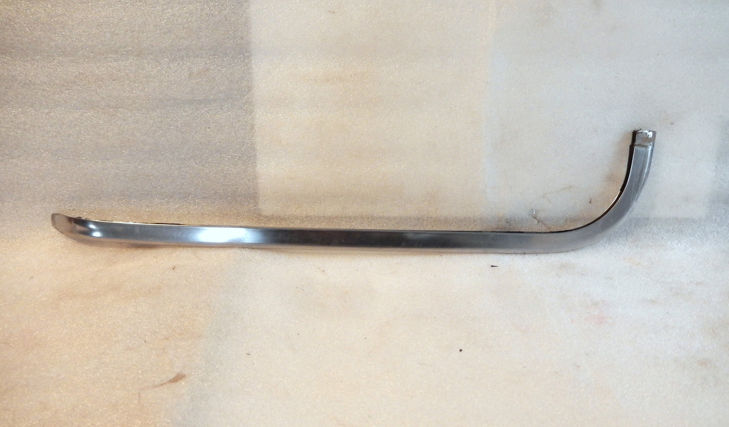 Datsun 280ZX Leading Edge (Right Side of Glass) T-Roof Glass Trim