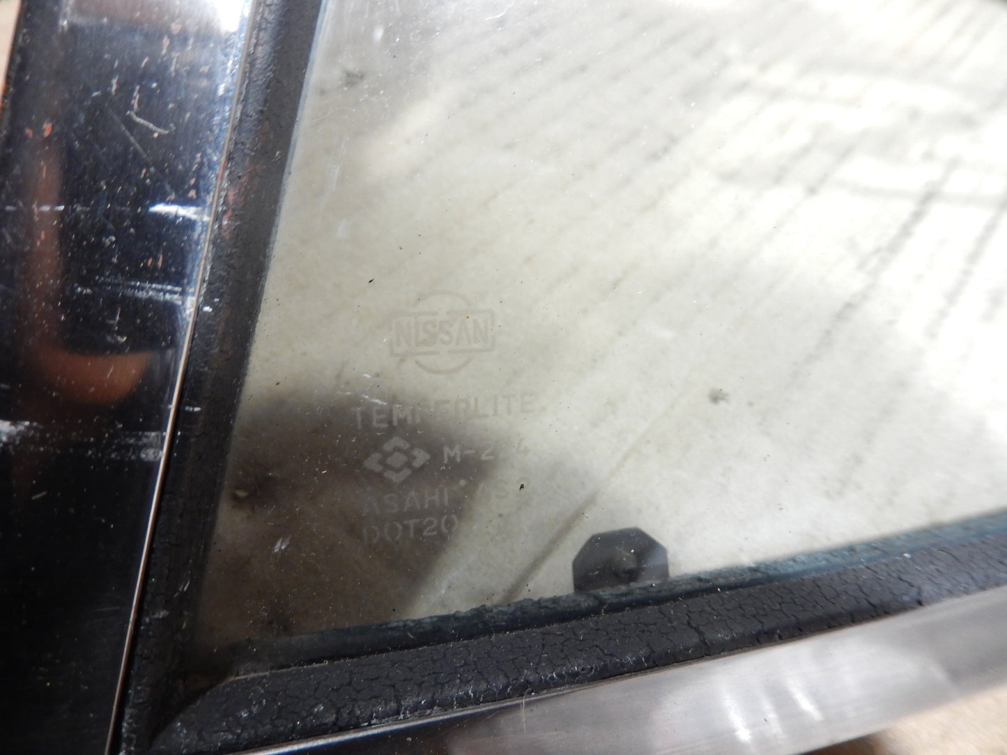 Datsun 240Z Pair Of Etched " Z " Rear Quarter Windows