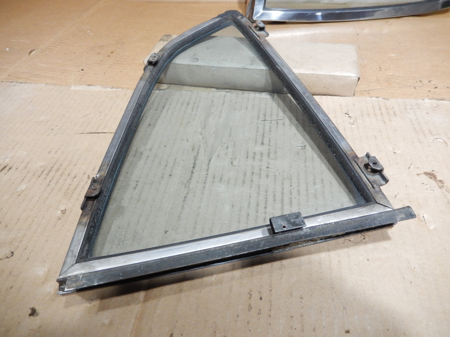 Datsun 240Z Pair Of Etched " Z " Rear Quarter Windows