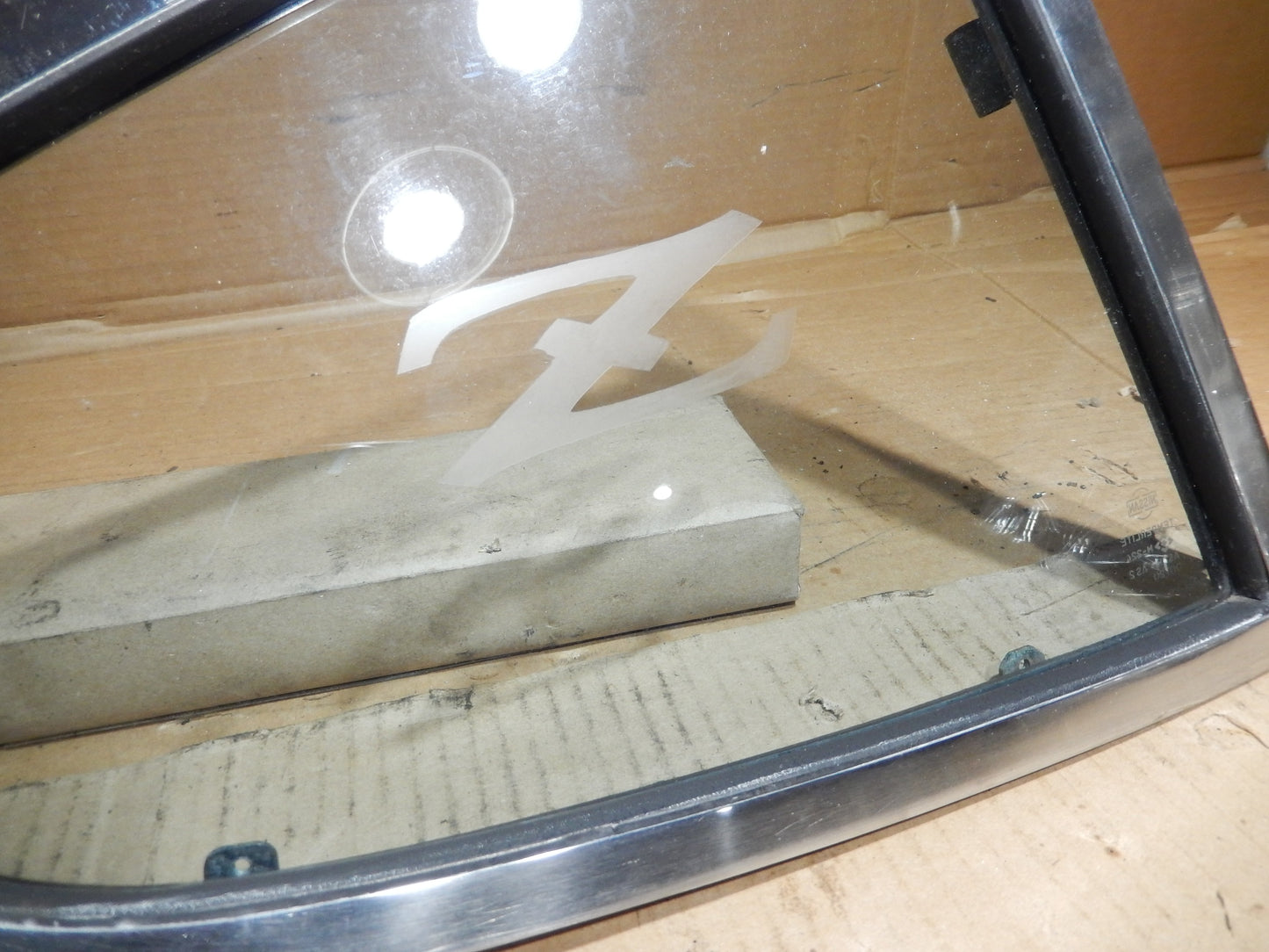 Datsun 240Z Pair Of Etched " Z " Rear Quarter Windows