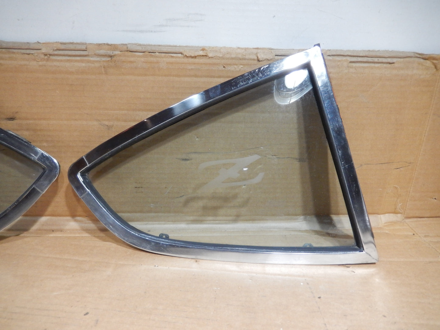 Datsun 240Z Pair Of Etched " Z " Rear Quarter Windows