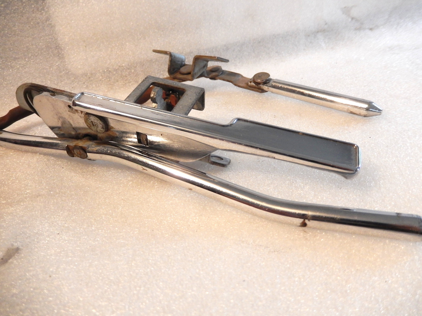 Datsun 280ZX Driver Side T-Roof Latch / Lock Mechanism