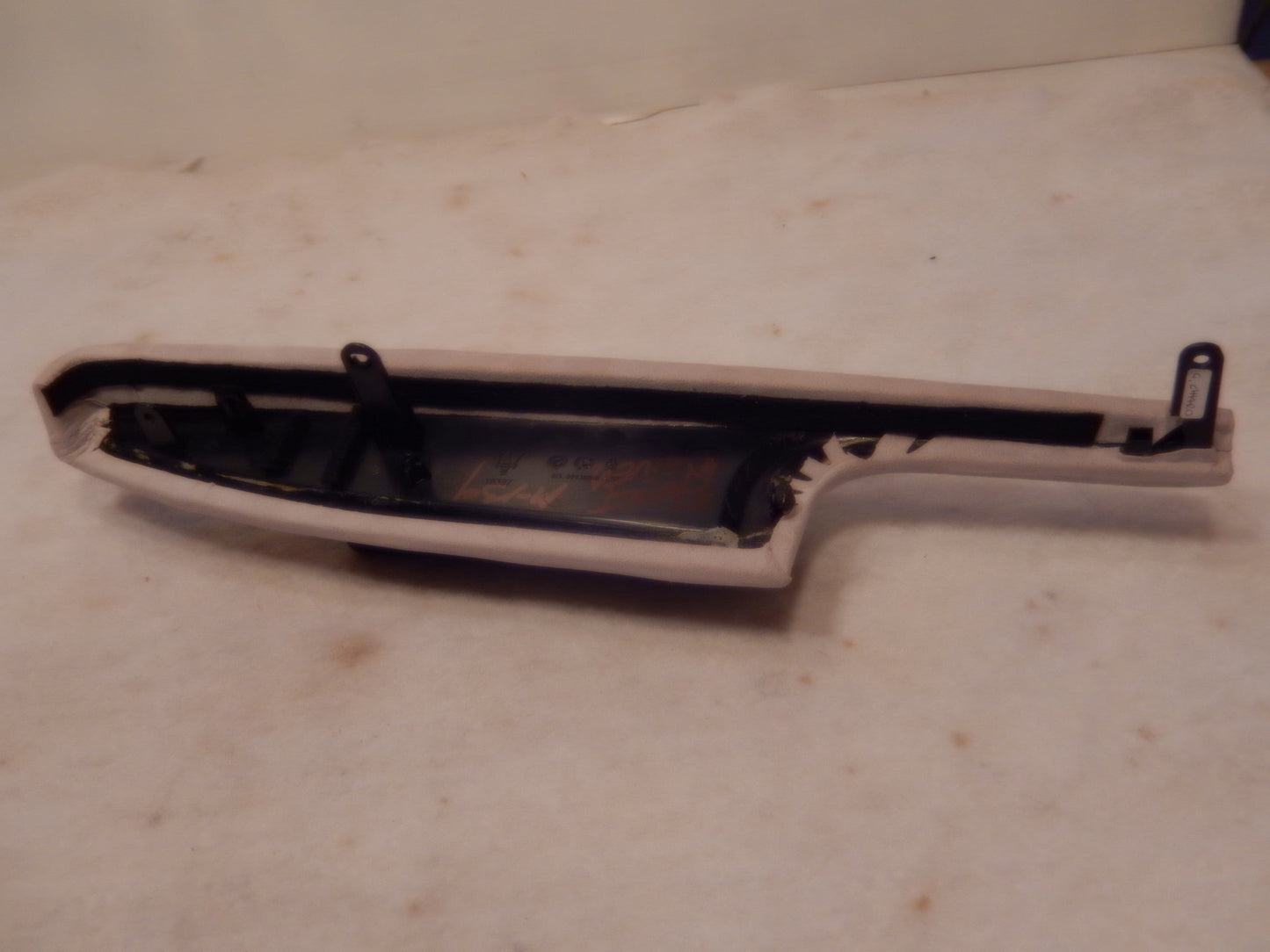 Maserati Quattroporte M-139 Front Drivers Light Gray Armrest