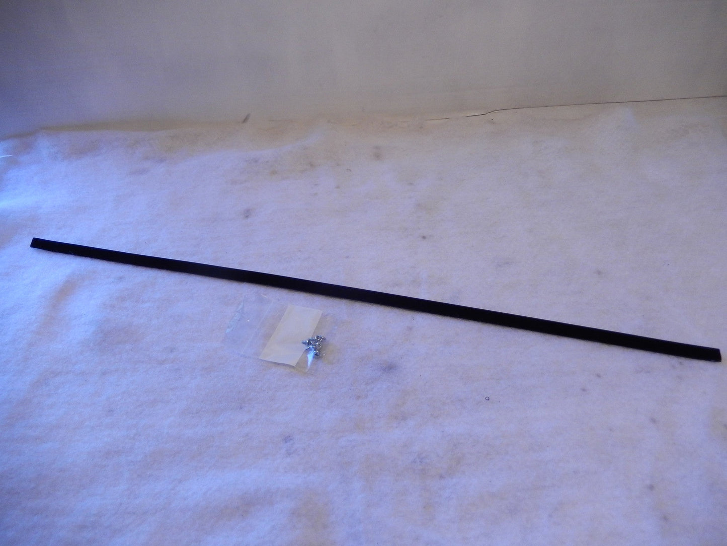 Maserati Quattroporte M-139 Front Door Interior Window Scraper