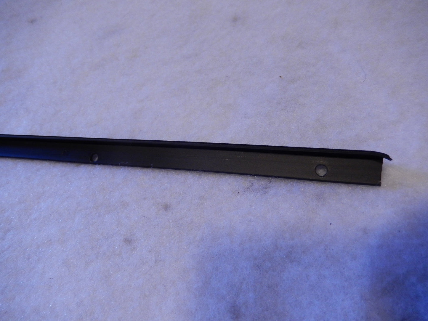 Maserati Quattroporte M-139 Front Door Interior Window Scraper