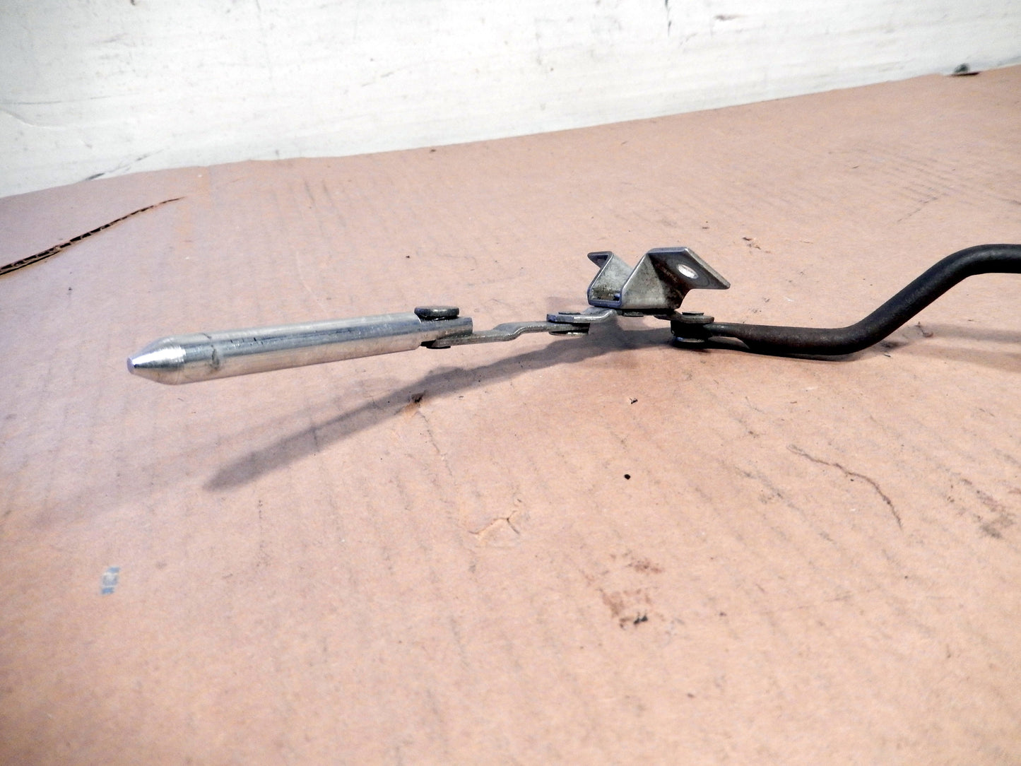 Datsun 280ZX Passenger Glass T-Roof Latch Lock