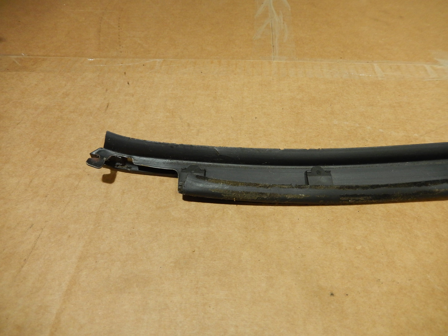 Datsun 280ZX Driver Door Exterior Window Scraper
