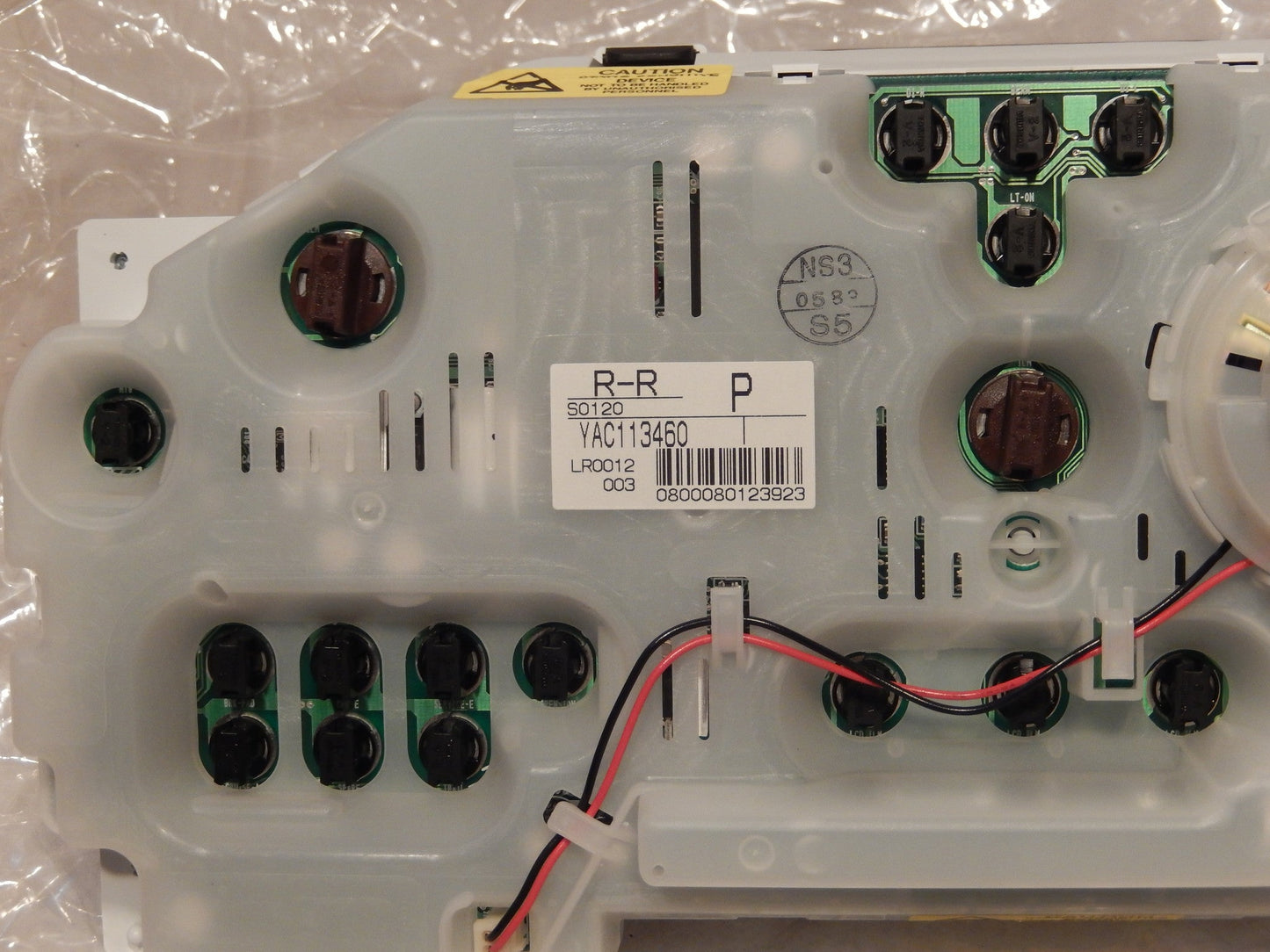 Range Rover P-38 NOS , NEW Instrument Cluster 1995-02