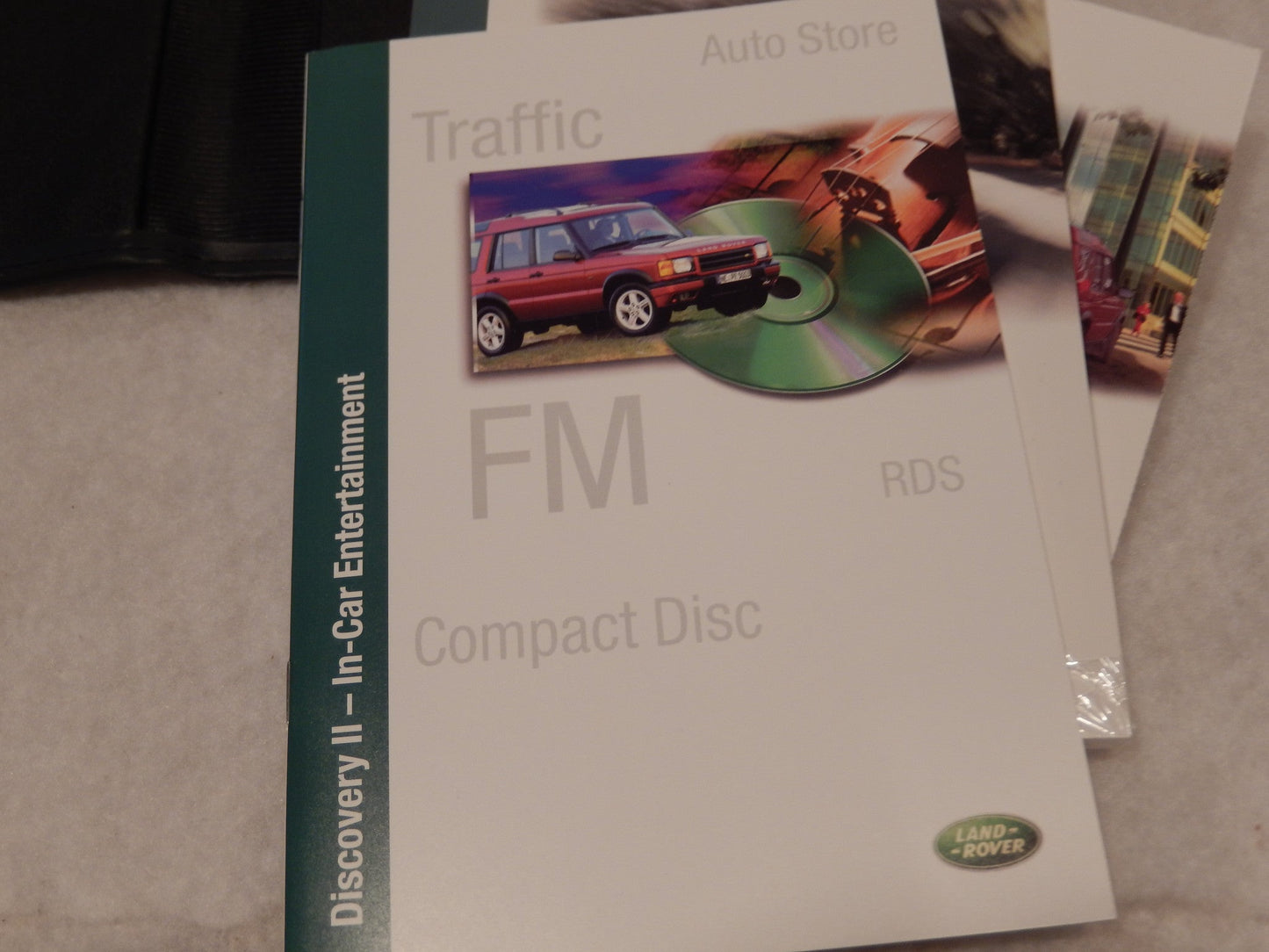 Land Rover Discovery 2002 OEM , NOS Owners Manual Folio