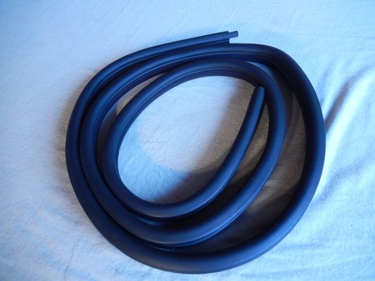 Maserati Quattroporte M-139 04 - 2014 Passengers ( Right ) Rear Door Weather Seal