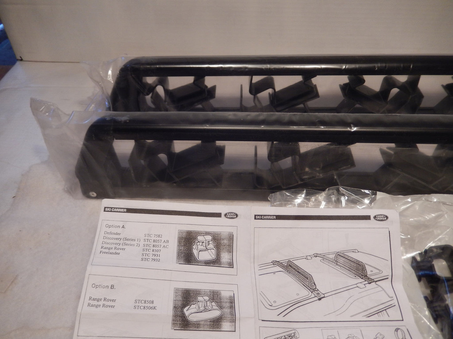 Land Rover , Defender , Range Rover , Discovery , Freelander NOS OEM Ski Rack