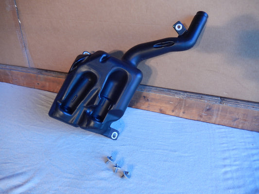 Maserati Quattroporte M-139 04 - 2014 Washer Fluid Bottle