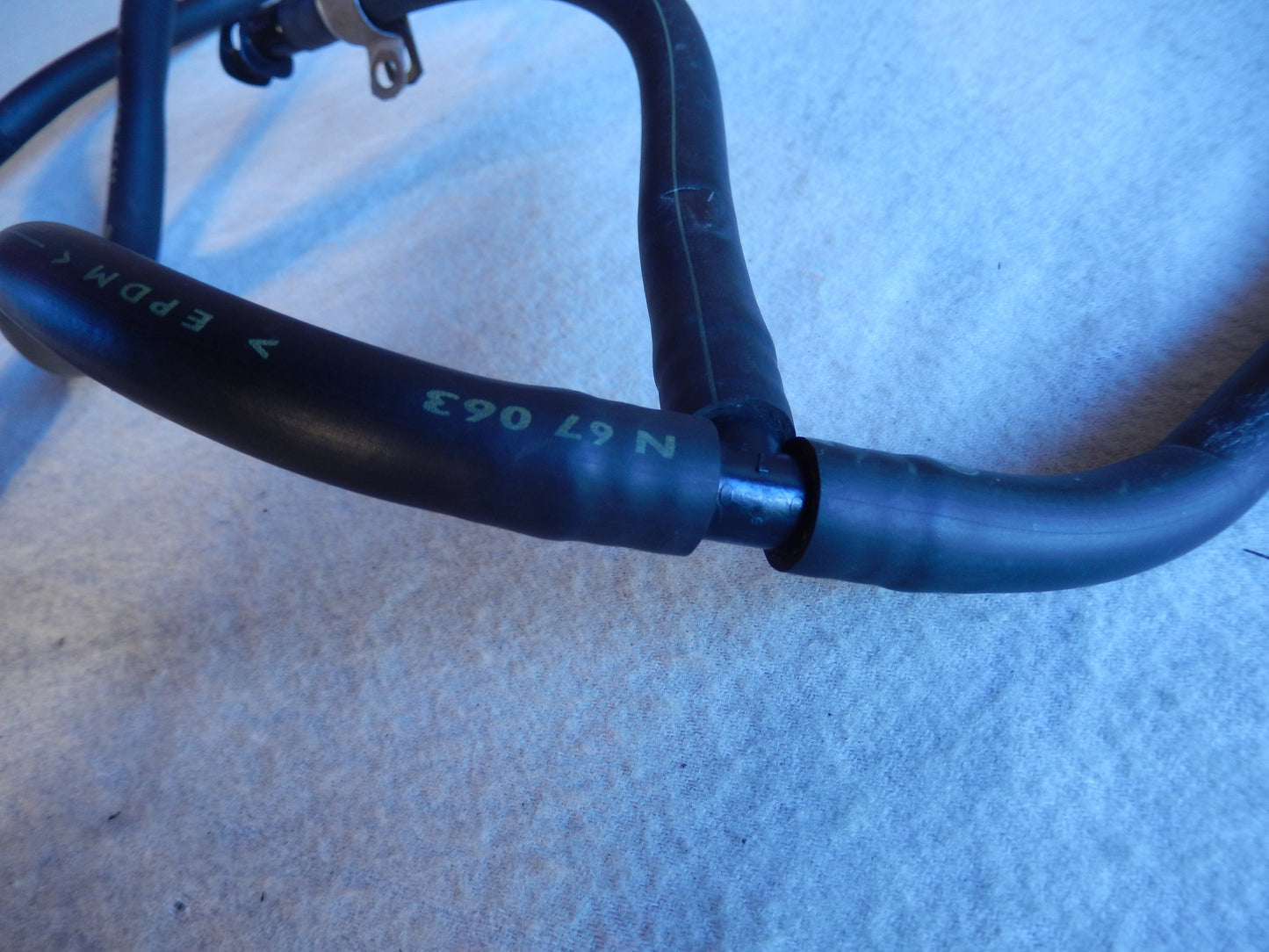 Maserati Quattroporte M-139  04 - 2014 Head Light Washer Hose Assembly