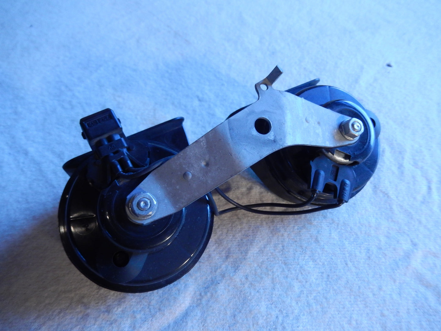 Maserati Quattroporte M-139  04 - 014 Set of Fiamm Air Horns