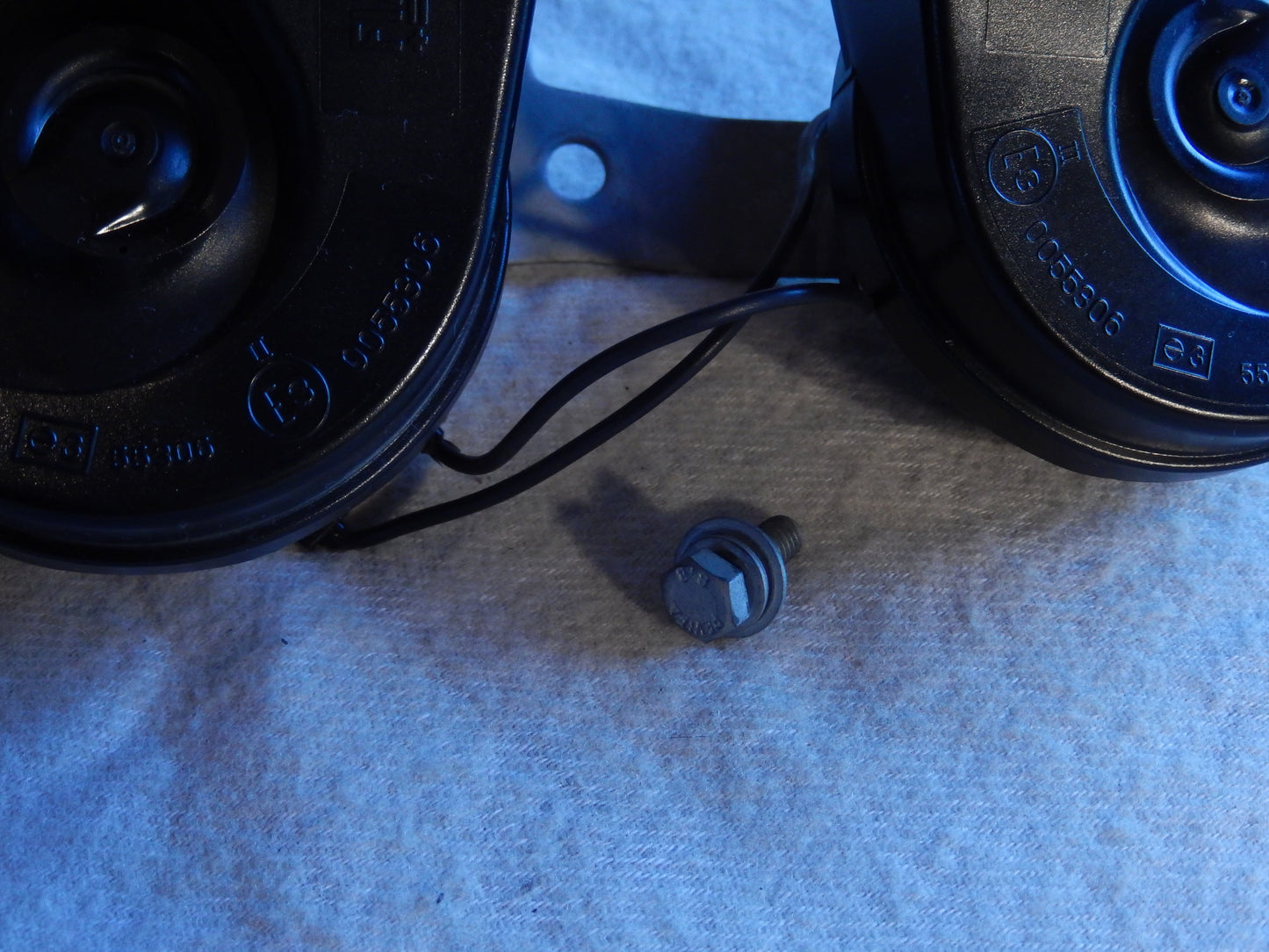 Maserati Quattroporte M-139  04 - 014 Set of Fiamm Air Horns