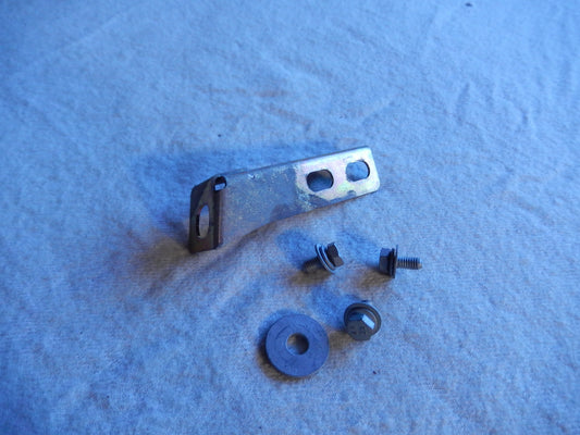 Maserati Quattroporte M-139  04 - 014 Front Guard Bar Bracket