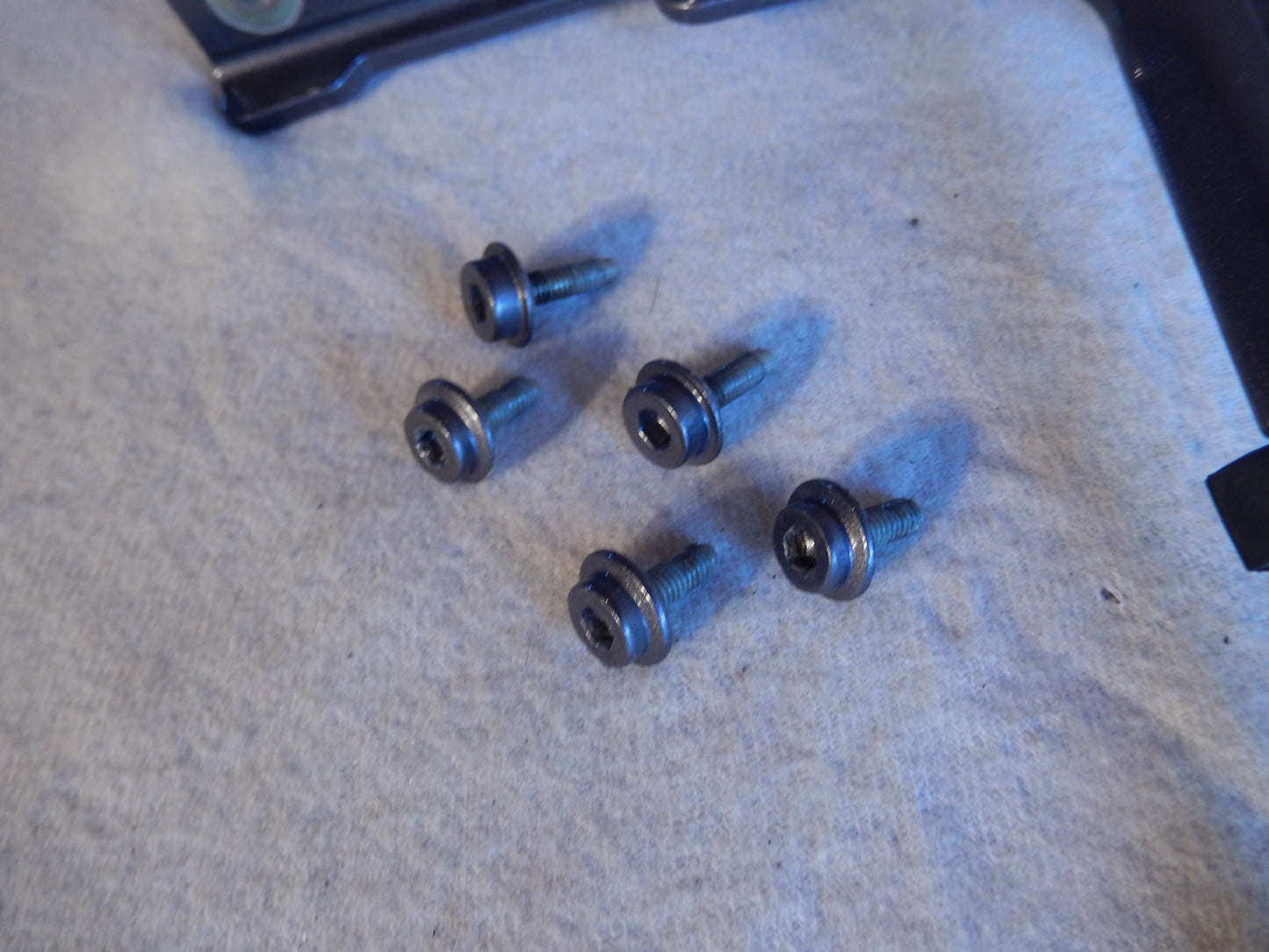 Maserati Quattroporte M-139 Drivers Side Trunk Boot Lid Hinge