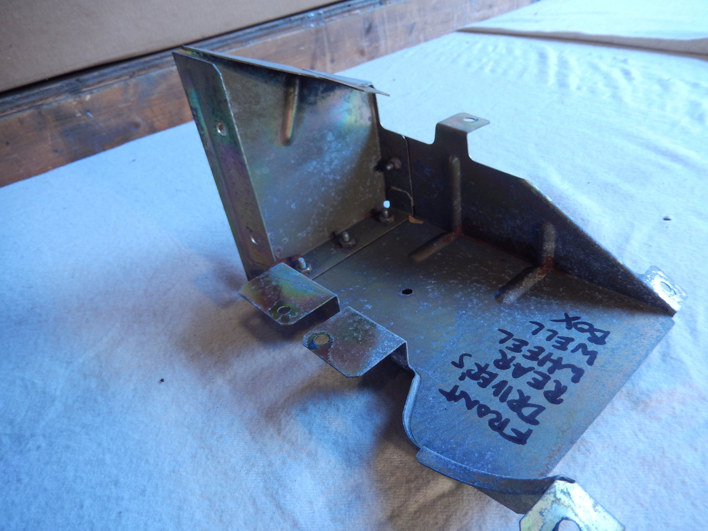 Maserati Quattroporte M-139 Driver Side Leading Rocker Box