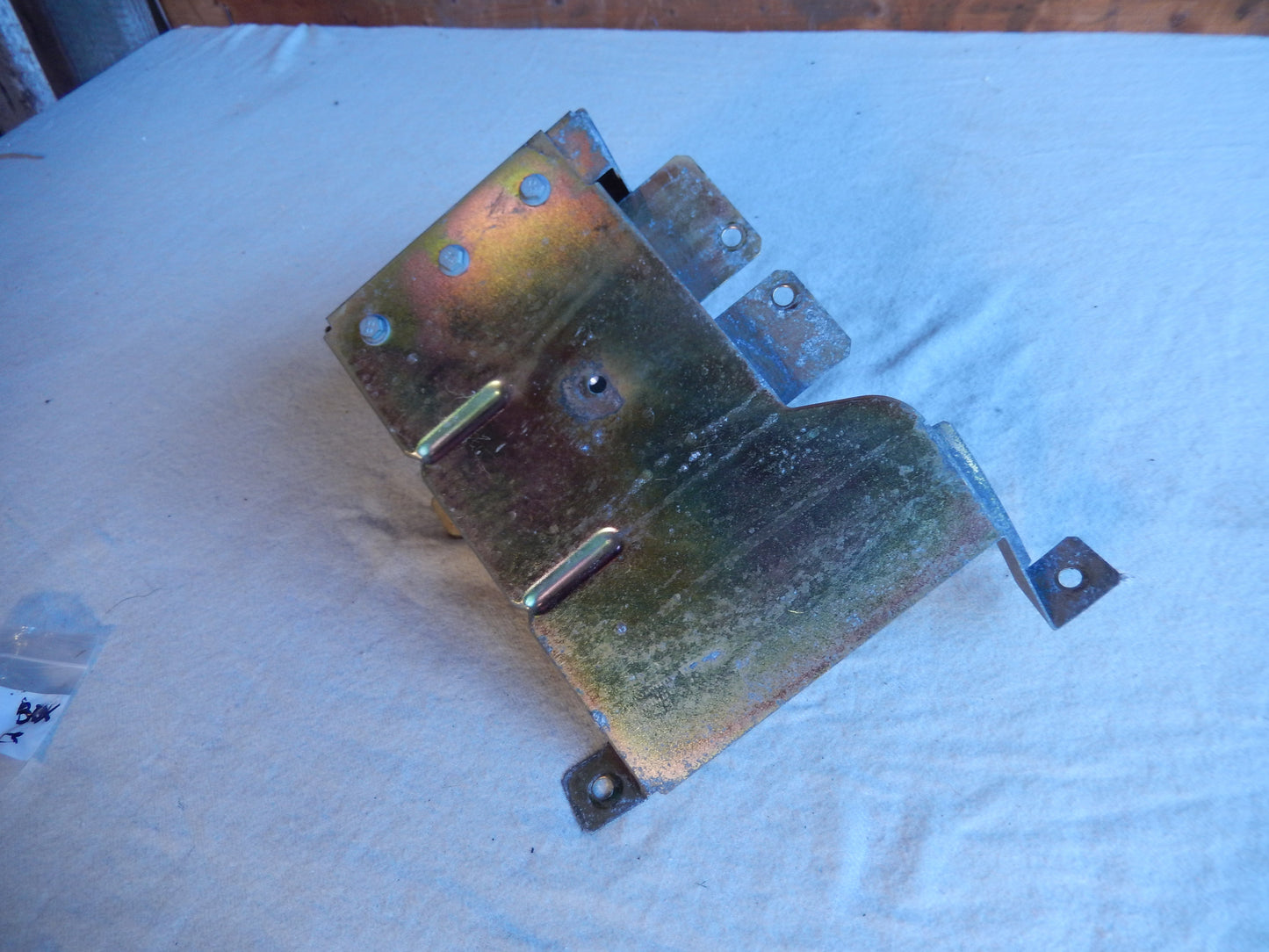 Maserati Quattroporte M-139 Driver Side Leading Rocker Box