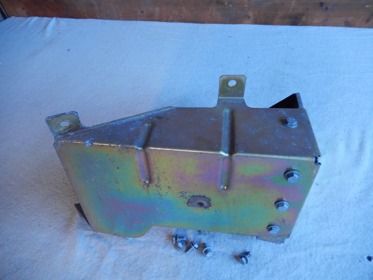 Maserati Quattroporte M-139 Driver Side Leading Rocker Box