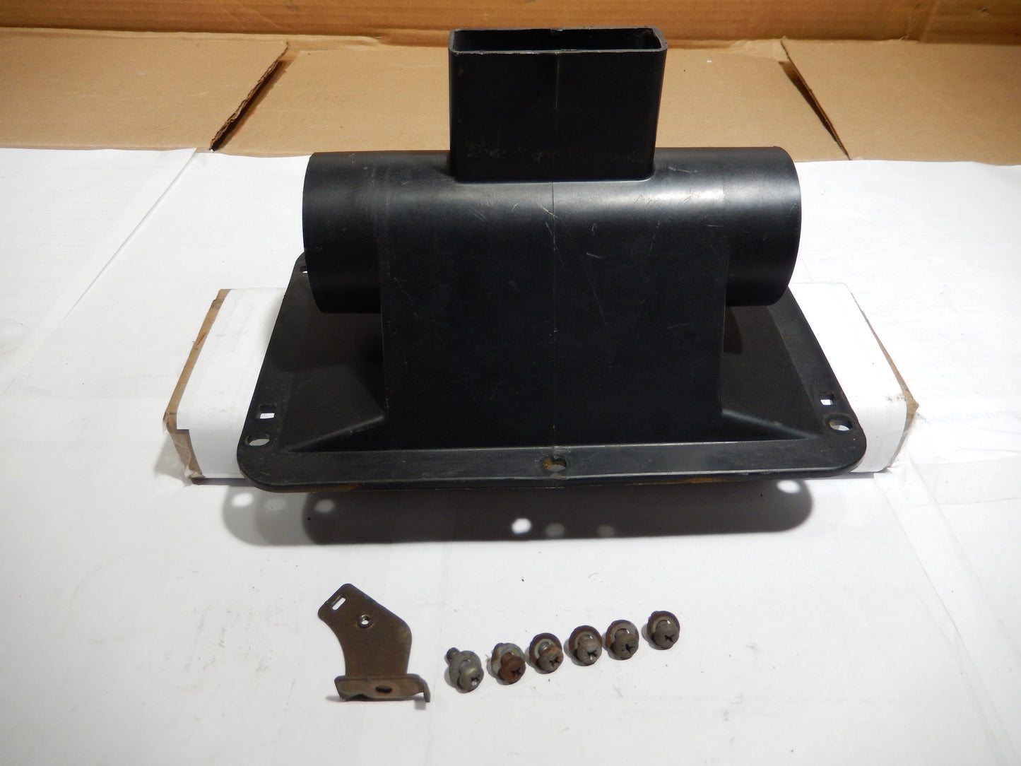 Datsun 240Z Main Dashboard Vents Air Duct