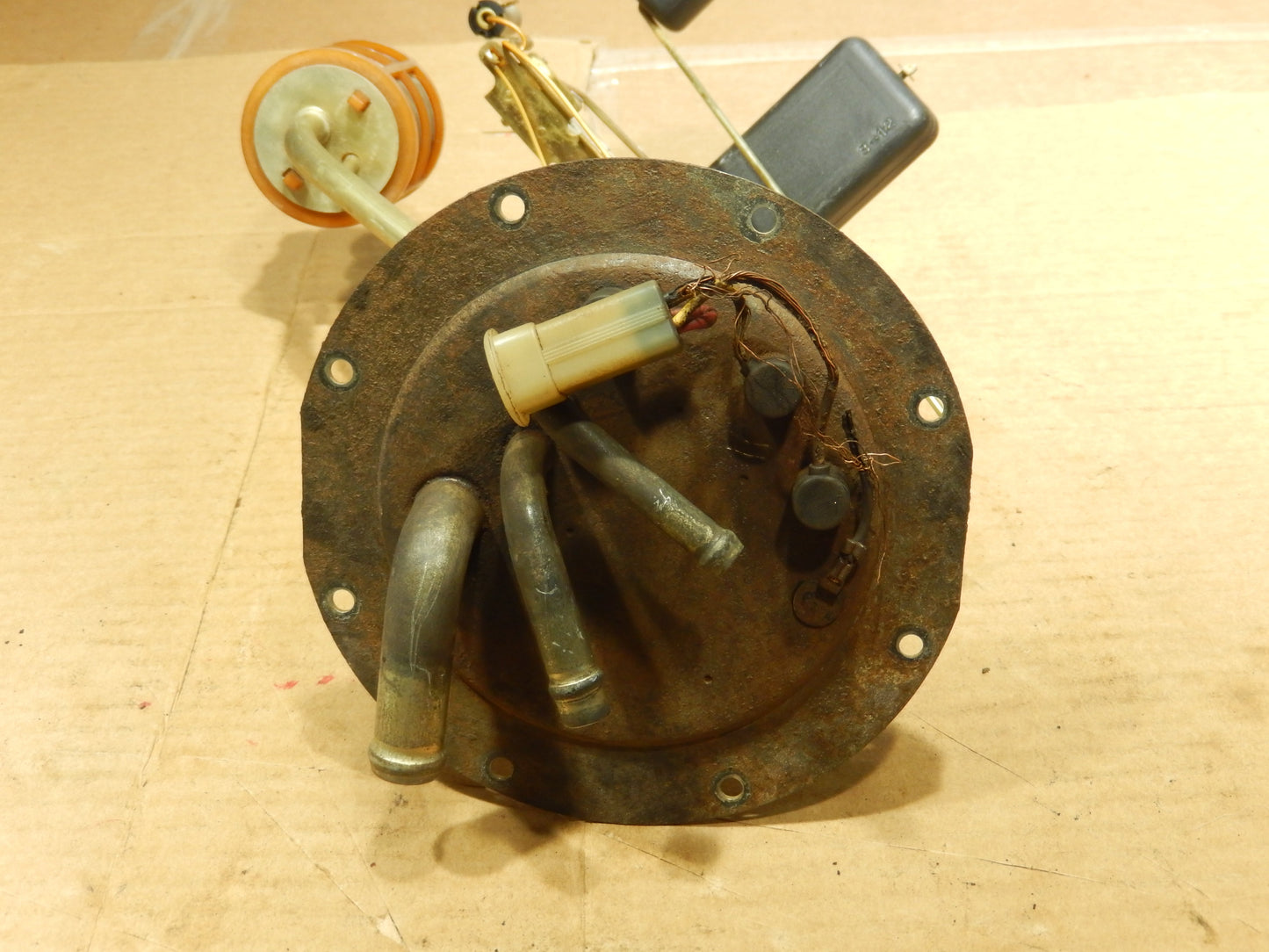 Datsun 1980 280ZX Gas Tank Level Sender Assembly #522