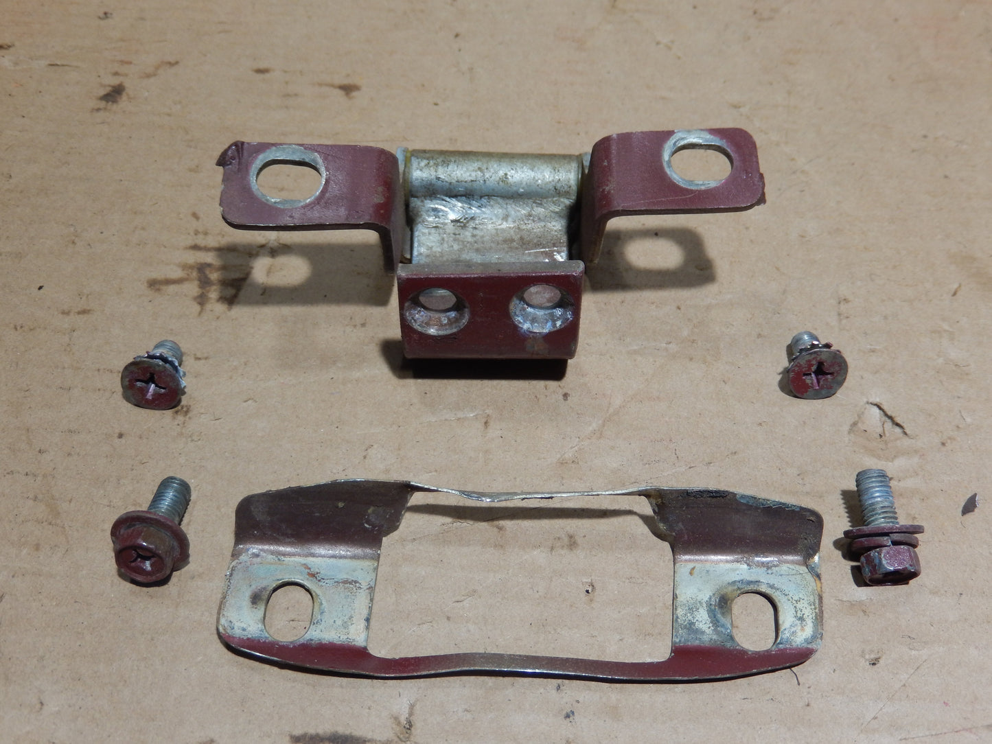 Datsun 240Z Rear Drivers Side Hatch Hinge