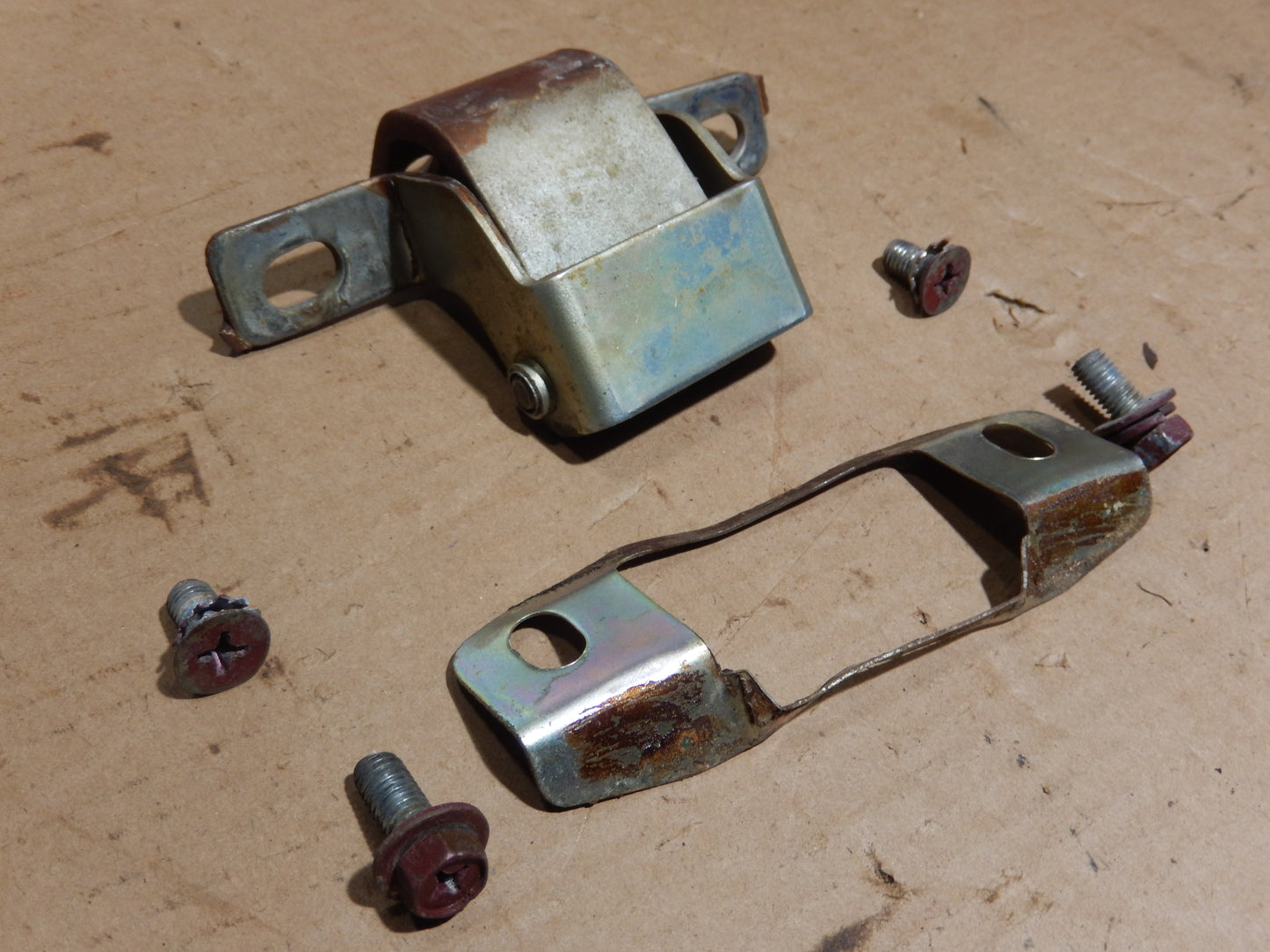 Datsun 240Z Rear Drivers Side Hatch Hinge