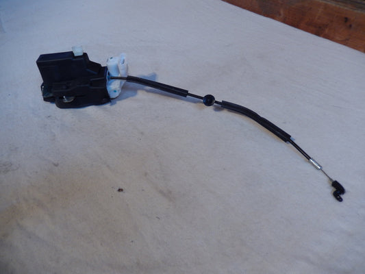 Maserati Quattroporte M-139  04 - 014 Rear Passengers Door Lock Assembly