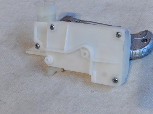 Maserati Quattroporte M-139  04 - 014 Front Passengers Door Lock Servo Motor