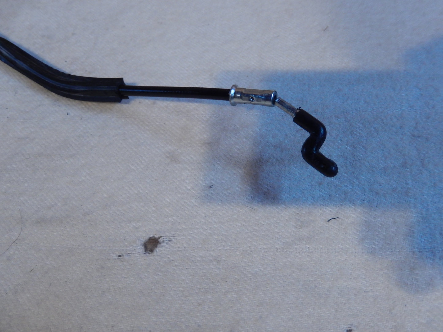 Maserati Quattroporte M-139  04 - 014 Front Passengers Door Lock Cable