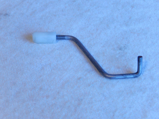 Maserati Quattroporte M-139  04 - 014 Front Passengers Door Lock Lift Rod