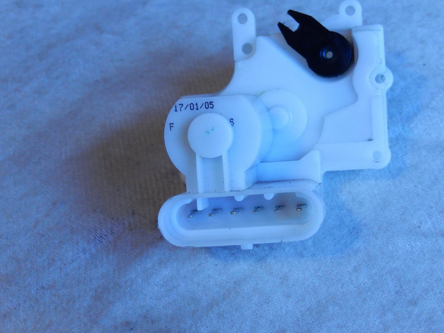 Maserati Quattroporte M-139  04 - 014 Front Drivers Door Lock Position Motor