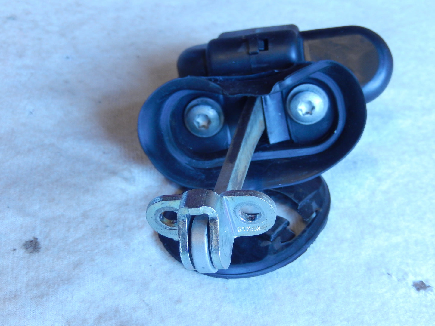 Maserati Quattroporte M-139  04 - 014 Rear Drivers Side Door Shock Absorber