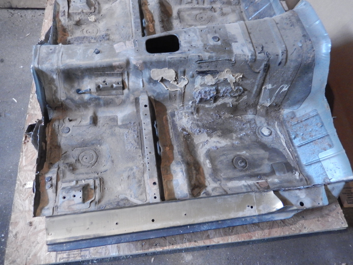 Datsun 280ZX Coupe Floor Tub and Frame Body Cut